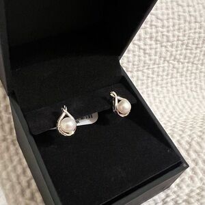 Kay Jeweler cultured pearl earrings in sterling silver